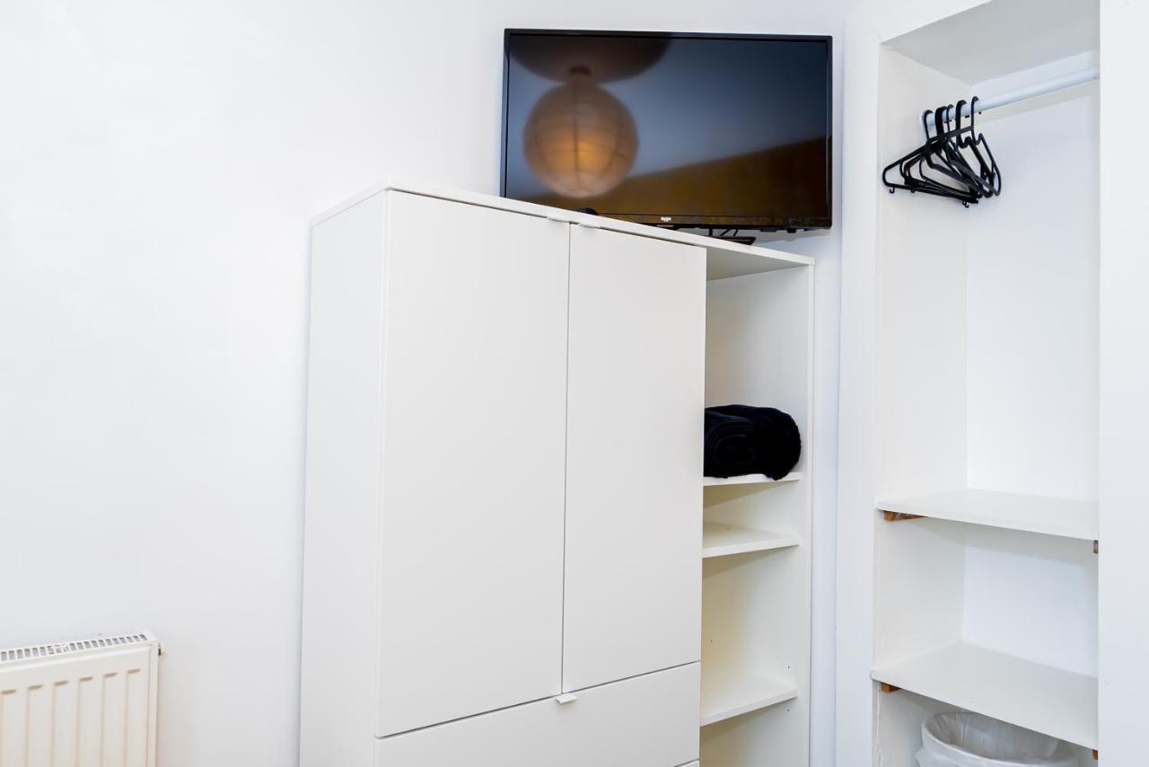 Shirley House 3, Guest House, Self Catering, Self Check In With Smart Locks, Use Of Fully Equipped Kitchen, Close To City Centre, Ideal For Longer Stays, Walking Distance To Bat, 20 Min Drive To Fawley Refinery, Excellent Transport Links Southampton Exterior foto