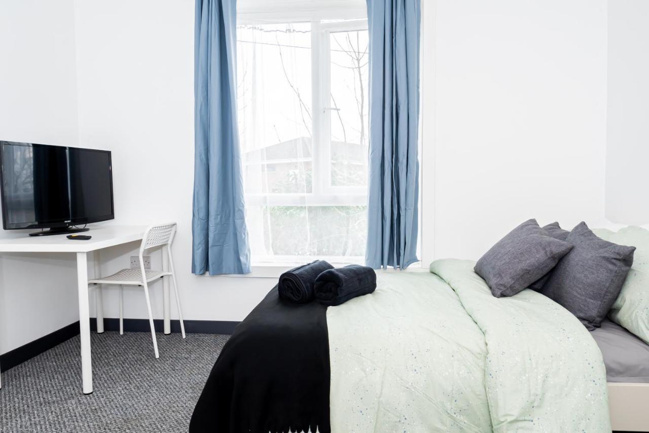 Shirley House 3, Guest House, Self Catering, Self Check In With Smart Locks, Use Of Fully Equipped Kitchen, Close To City Centre, Ideal For Longer Stays, Walking Distance To Bat, 20 Min Drive To Fawley Refinery, Excellent Transport Links Southampton Exterior foto